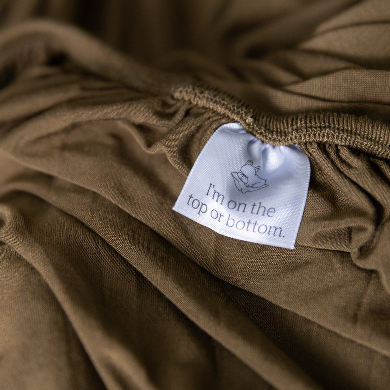 fitted sheet direction tag